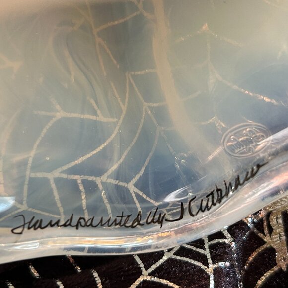 MINT 2005 Fenton Art Glass Halloween Ghost, Signed by J. Cutshaw - Picture 12 of 13